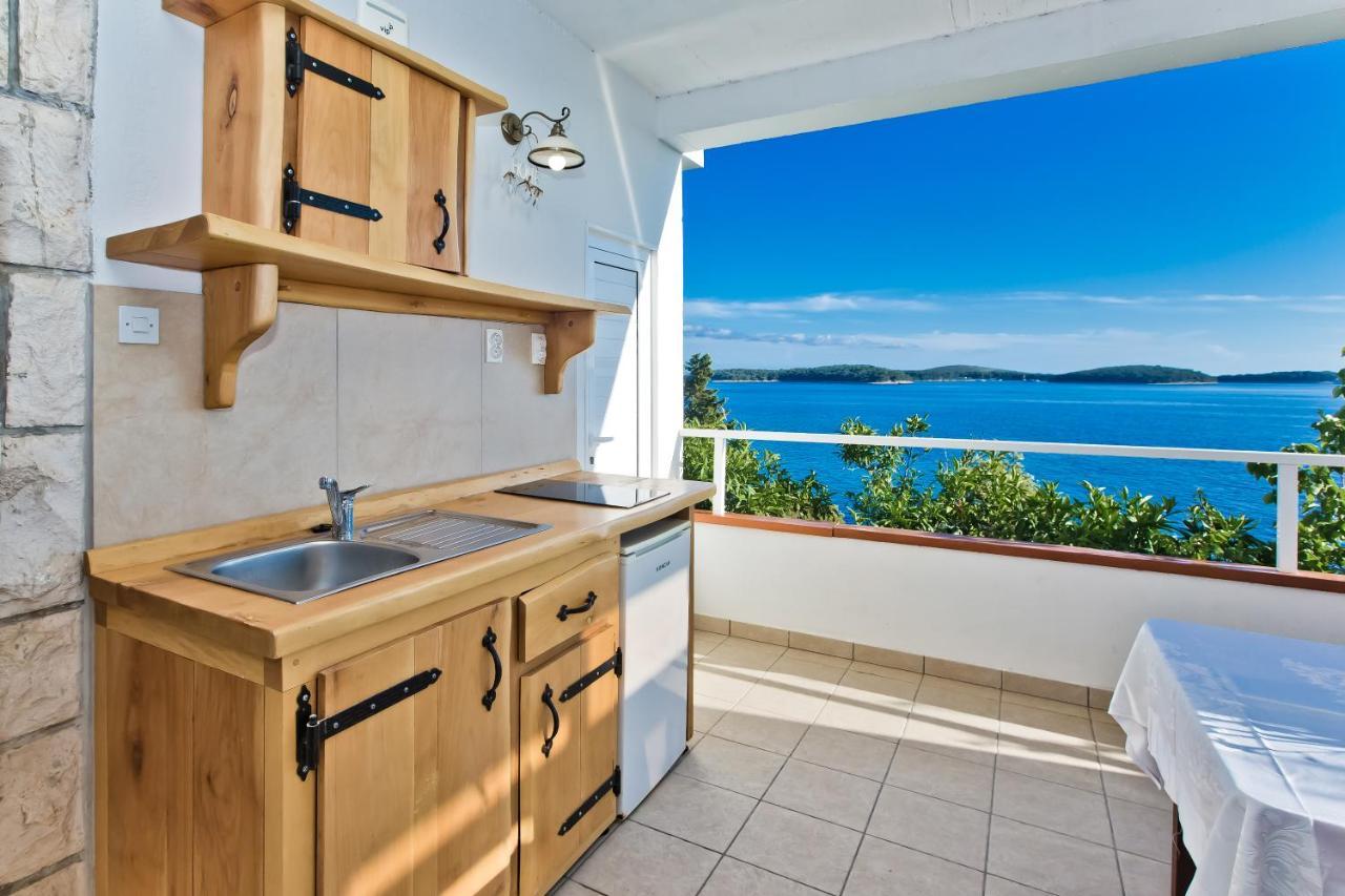 Apartments Villa Marcelina Hvar Town Esterno foto