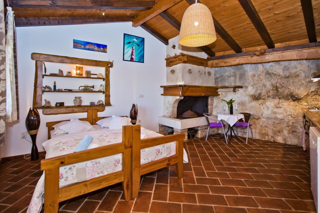 Apartments Villa Marcelina Hvar Town Esterno foto