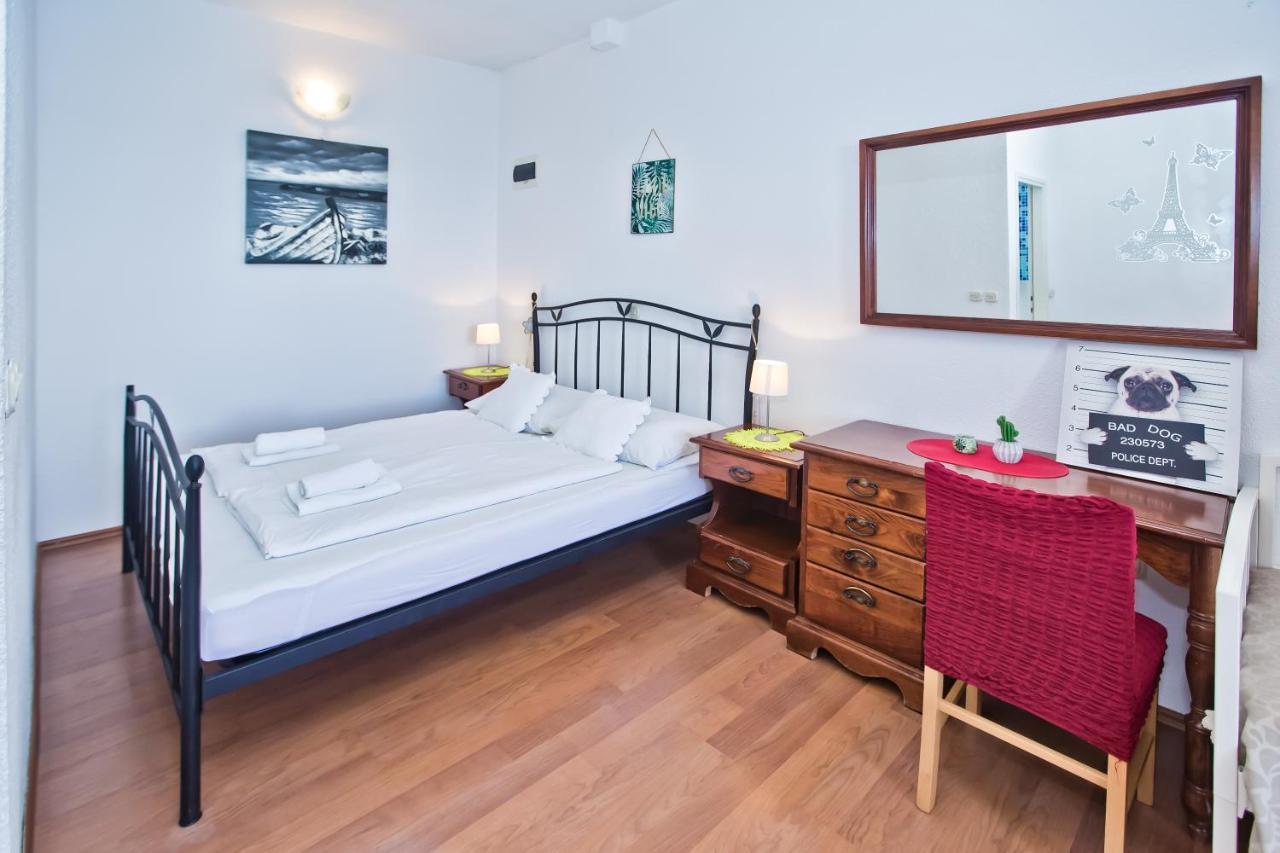 Apartments Villa Marcelina Hvar Town Esterno foto