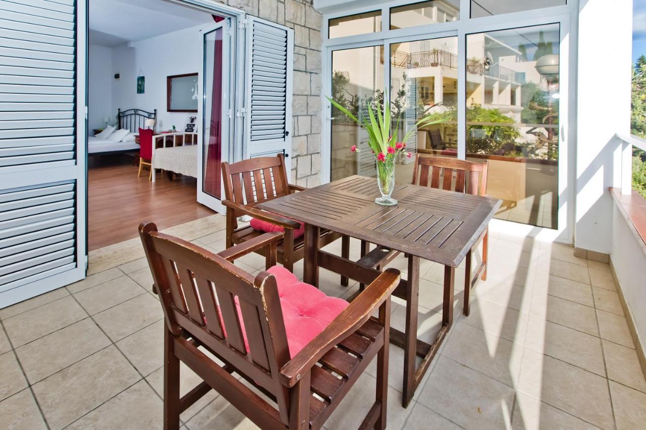 Apartments Villa Marcelina Hvar Town Esterno foto